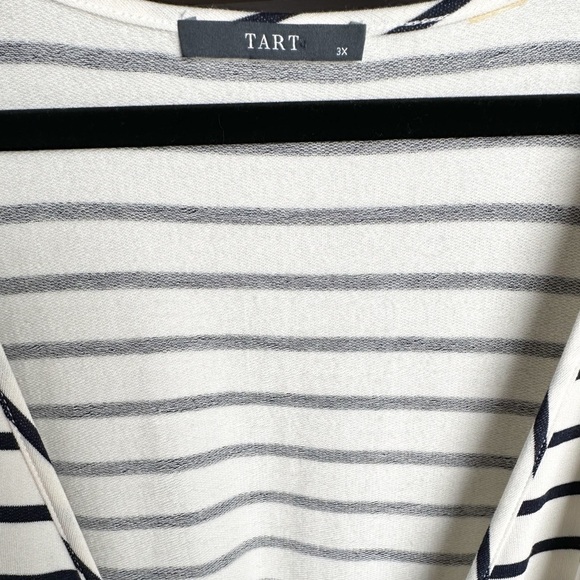 TART Striped Faux Wrap Top Size 3X - Picture 2 of 4
